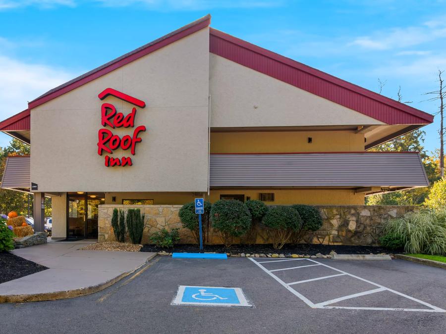 Red Roof Inn Salem Property Exterior Image