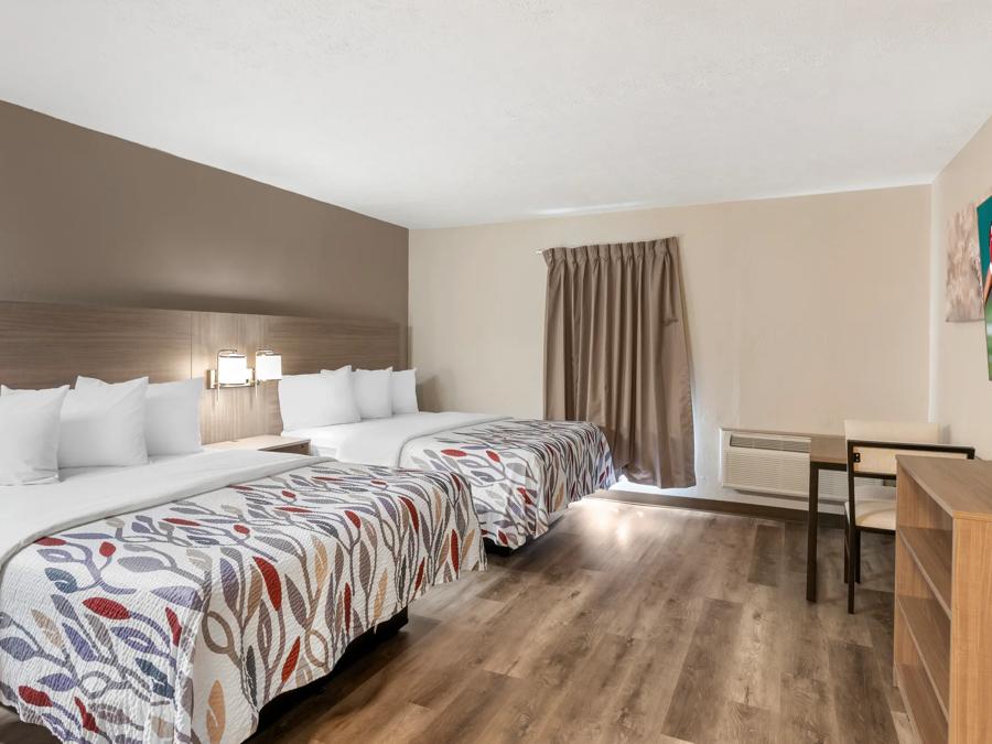 Superior 2 Queen Beds with Kitchenette Non-Smoking Image