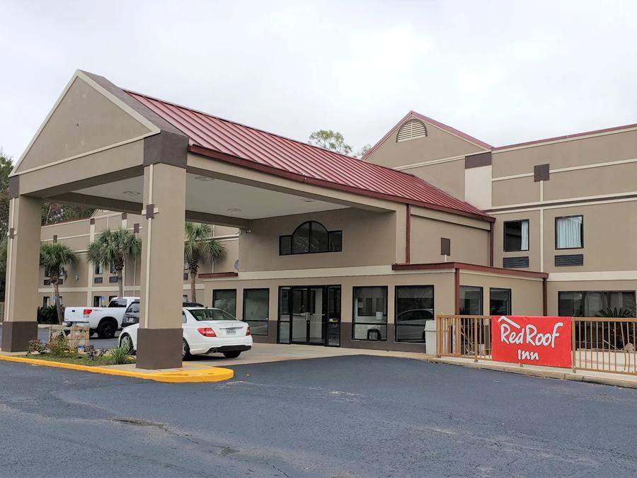 1101-exterior Image