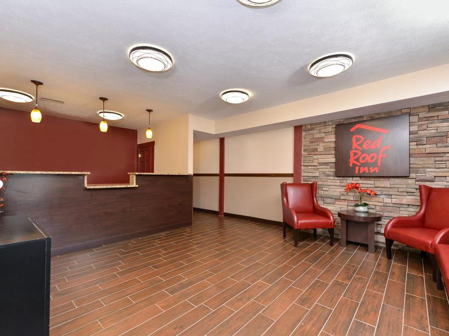 Red Roof Inn Marietta Lobby Sitting Area Image Details