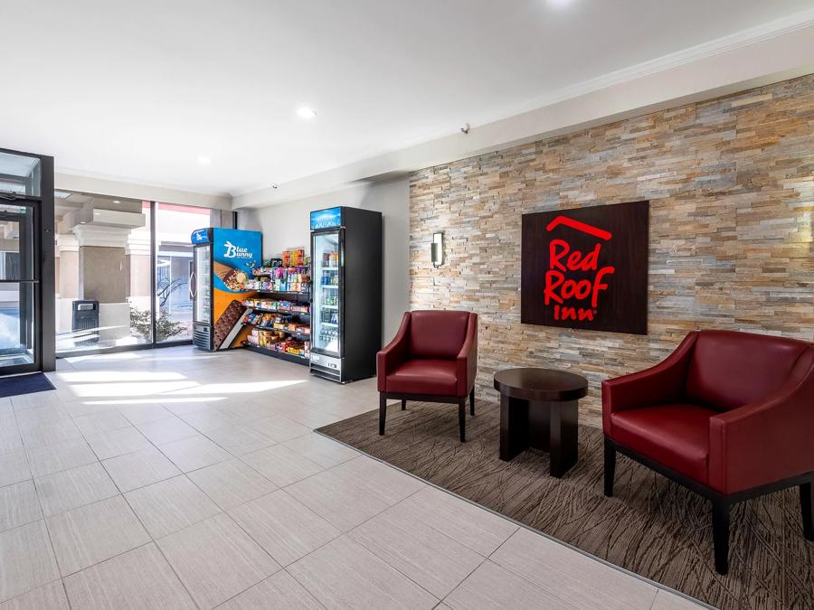 Red Roof Inn Bordentown – McGuire AFB Lobby Image