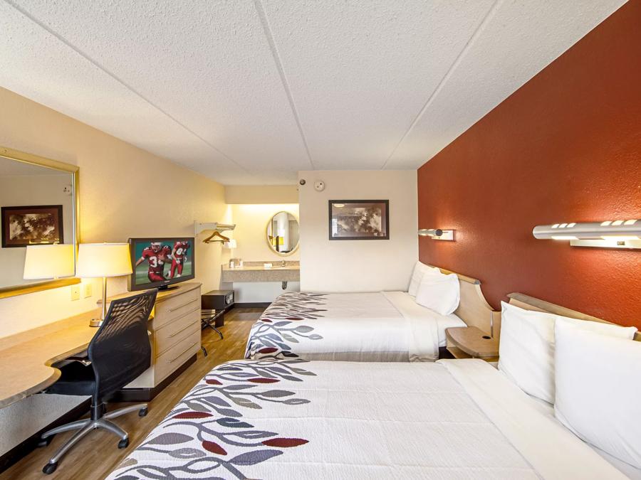 Red Roof Inn Jacksonville Airport Deluxe 2 Full Beds Non-Smoking Image