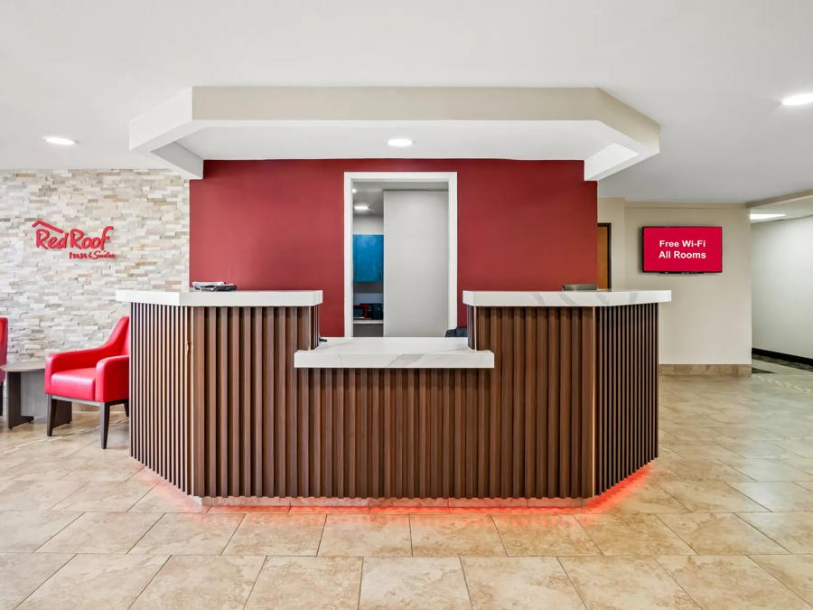 Red Roof Inn & Suites Euless - DFW Airport Southwest