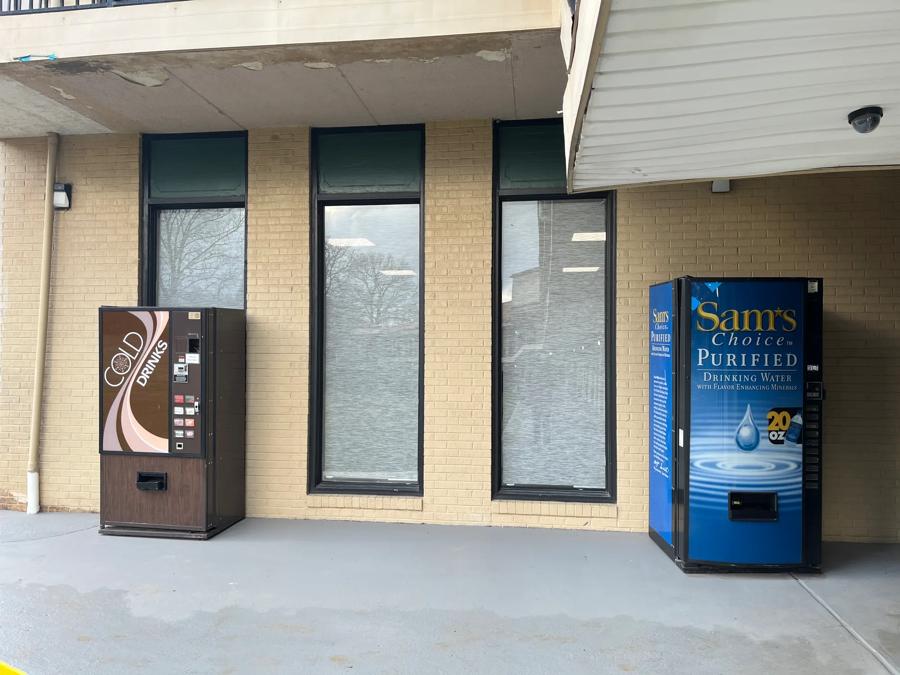 RRI1499_Vending 2 TEMP Approved 1-9-25 image