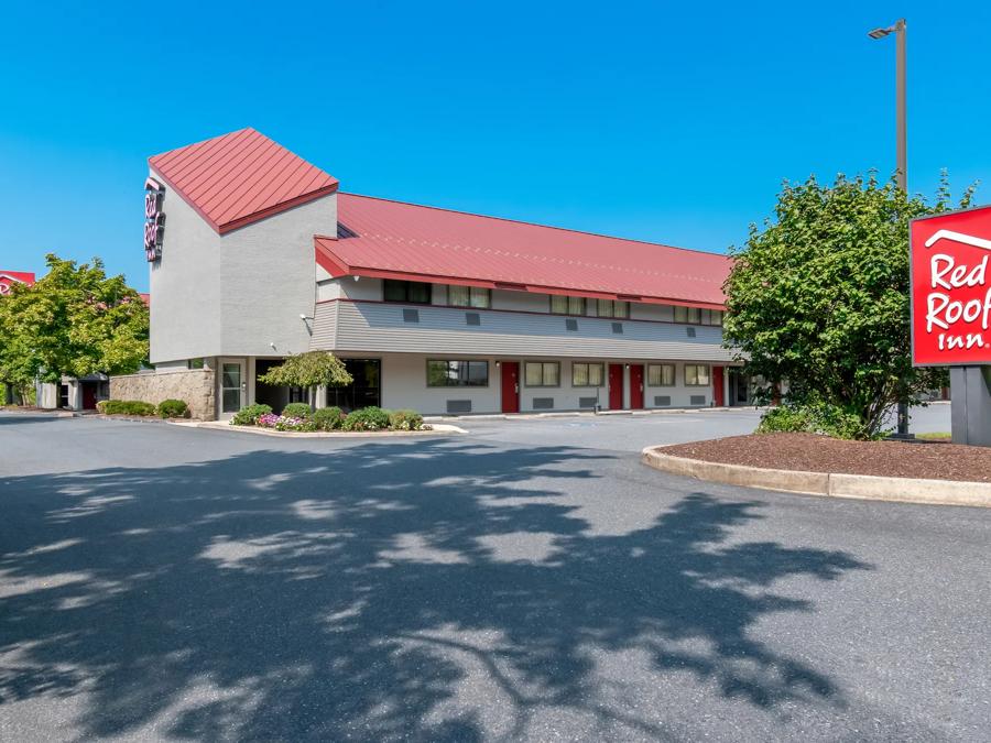 Red Roof Inn Harrisburg North Property Exterior Image