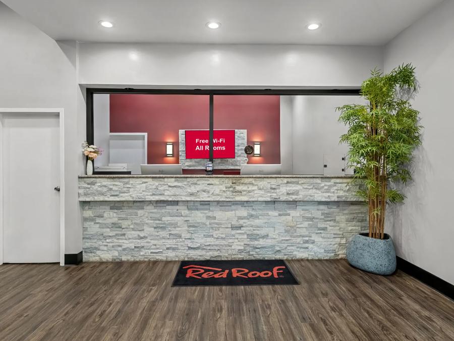 RRI1475_Lobby 2 PRO Approved 5-22-25 Image
