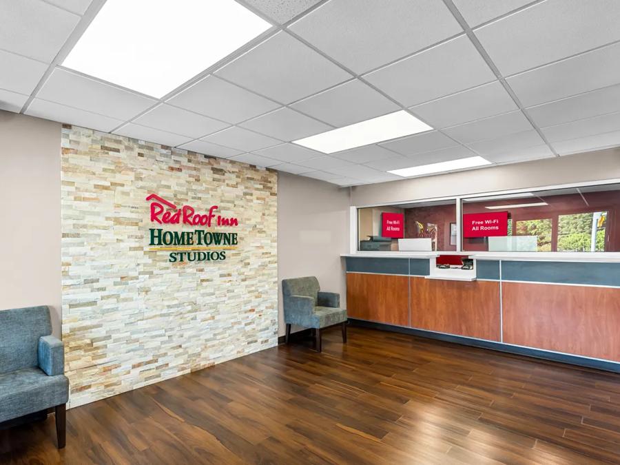 Red Roof Inn Richmond - Airport/ Sandston Lobby Image