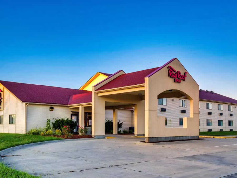 Red Roof Inn Holton Property Exterior Image