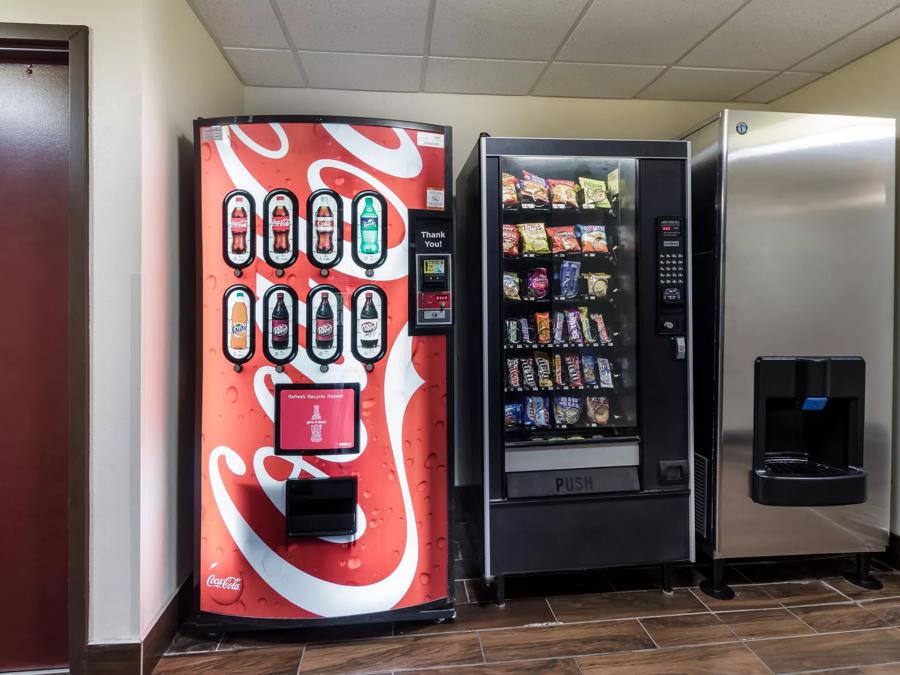 Red Roof Inn Murfreesboro Vending Image