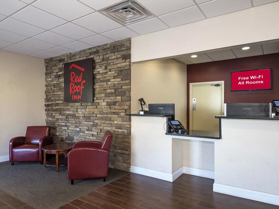 Red Roof Inn Clearfield Front Desk Area Image Details