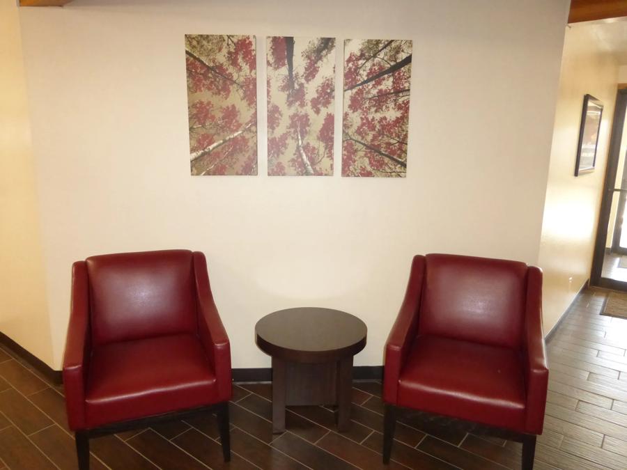 919-lobby Image