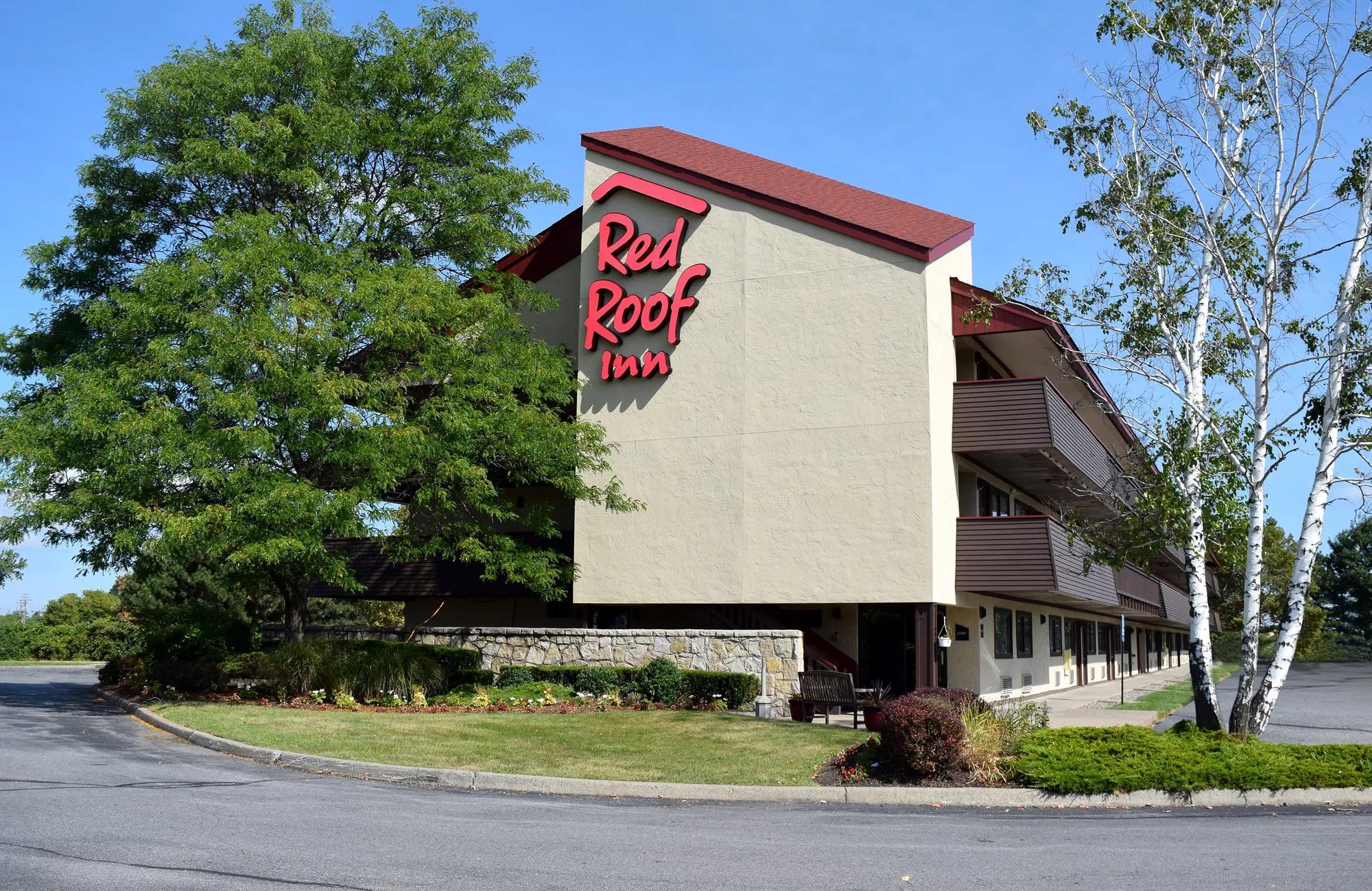Red Roof Inn Syracuse Property Exterior Image Details