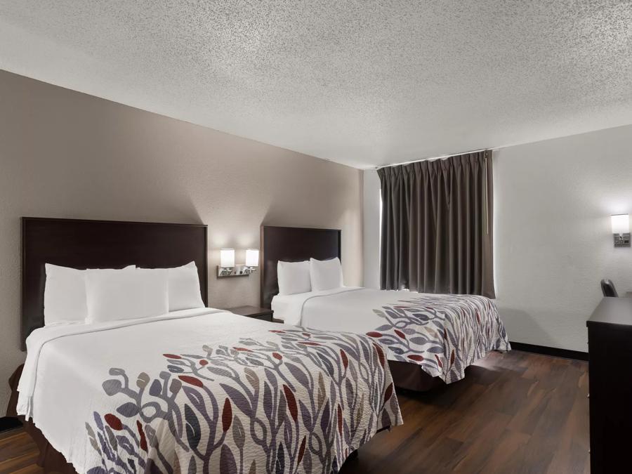 Red Roof Inn & Suites Savannah Airport Suite Double Room Image