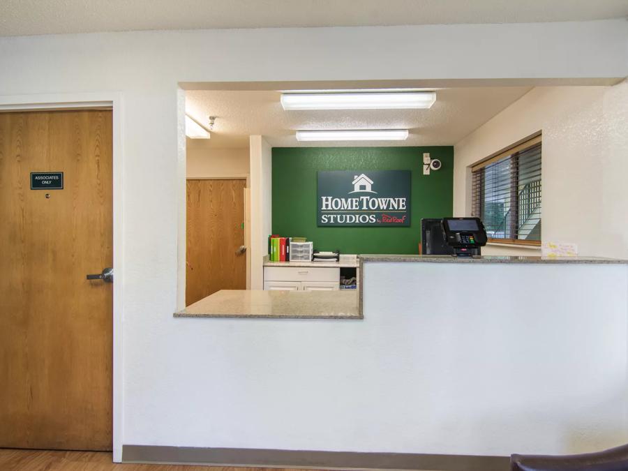 HomeTowne Studios Raleigh - Durham Front Desk Image