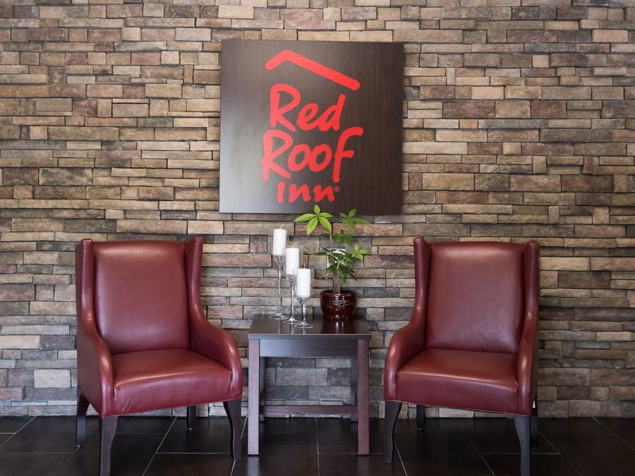 Red Roof Inn Neptune - Jersey Shore Lobby Image