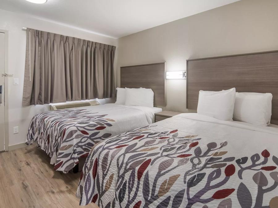 Red Roof Inn Fort Worth South 2 Full Beds Non-Smoking Image