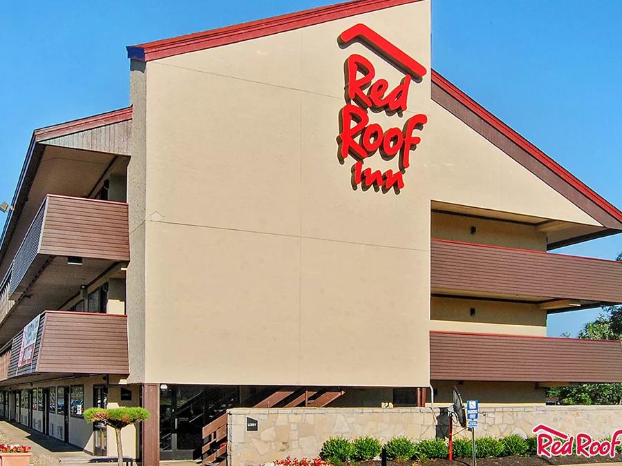 Red Roof Inn Toledo - University Property Exterior Image