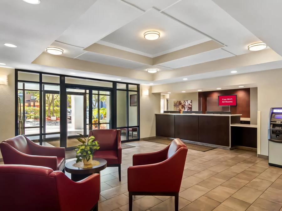 RRI251_Lobby 2 PRO Approved 11-13-24 Image