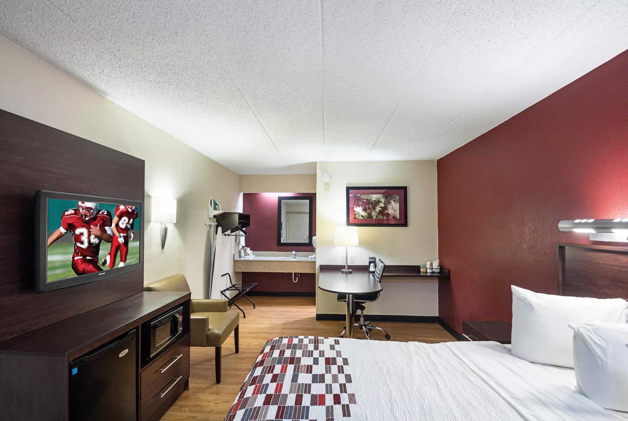 Red Roof Inn Minneapolis - Plymouth Superior King Room Image