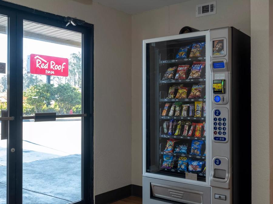 Red Roof Inn Gulf Shores Vending Image