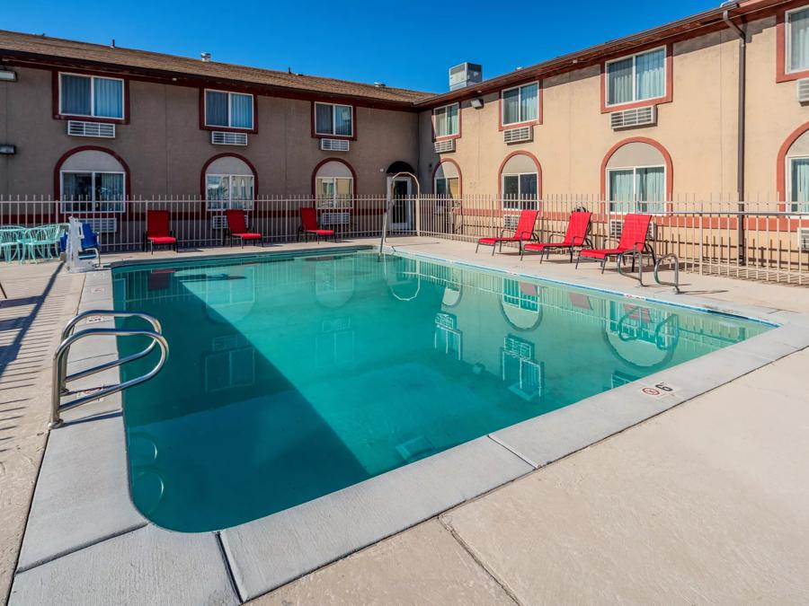 Red Roof Inn St. George - Convention Center Pool Image