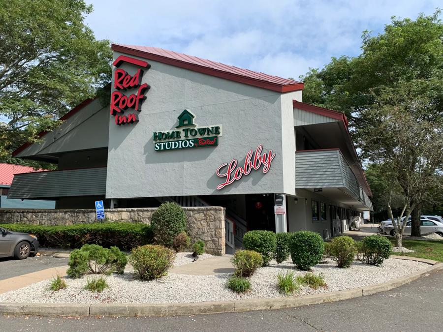 Red Roof Inn Mystic - New London Property Exterior Image