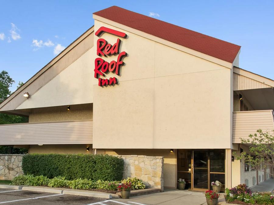 Red Roof Inn Detroit - Roseville/ St Clair Shores Property Exterior Image
