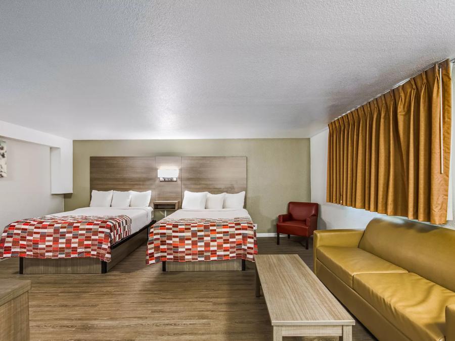 Red Roof Inn & Suites Medford - Airport Suite 2 Queen Beds Smoke Free Image