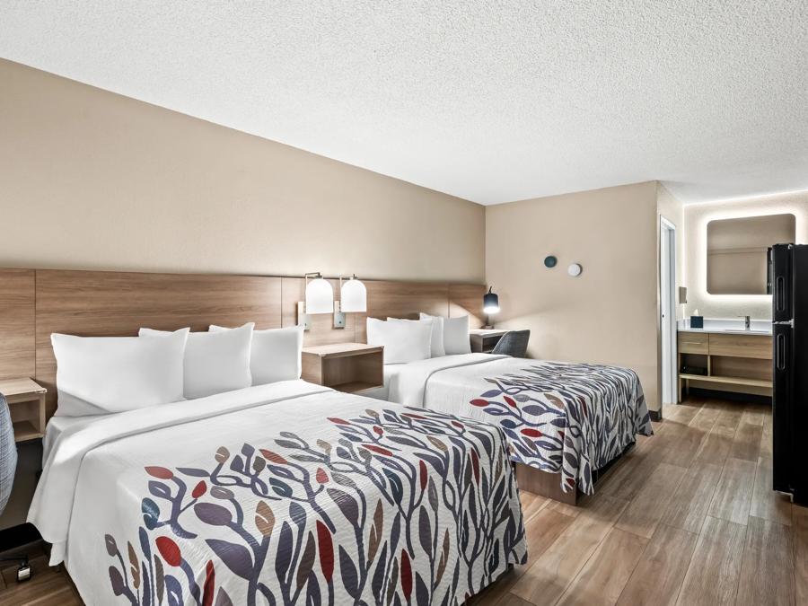 Red Roof Inn Perryville Superior 2 Full Beds with Kitchenette Non-Smoking Image