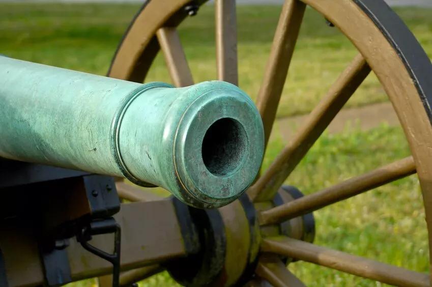 history museum, an old cannon