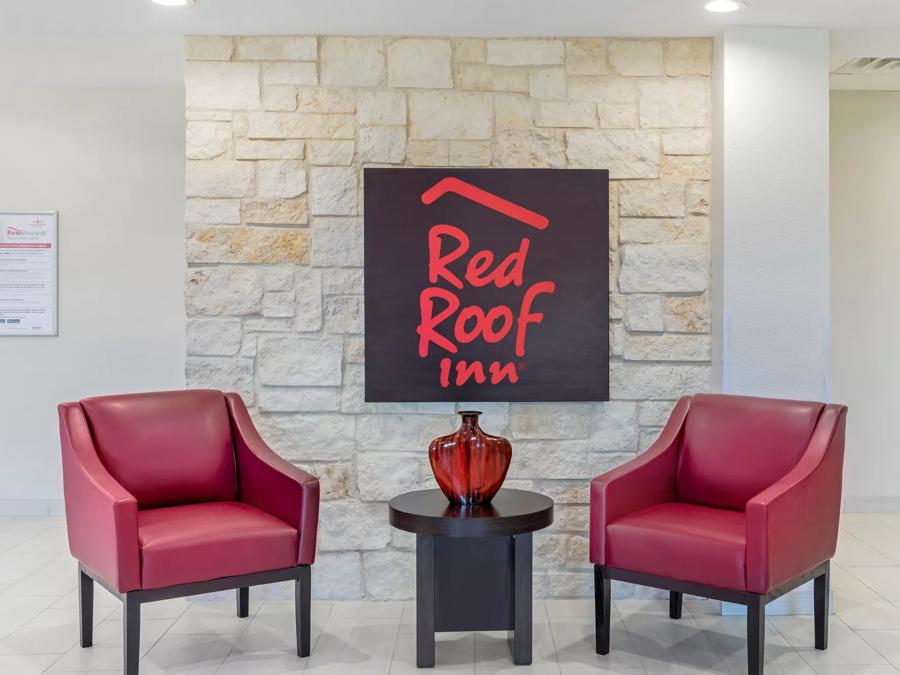 Red Roof Inn Hutchins Lobby Image