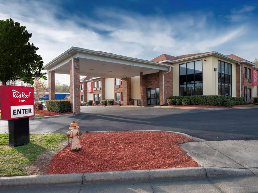 Red Roof Inn Charlotte - University Exterior Property Day Image