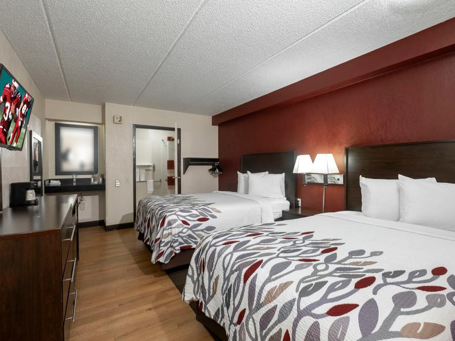 170-ada deluxe 2 full beds image