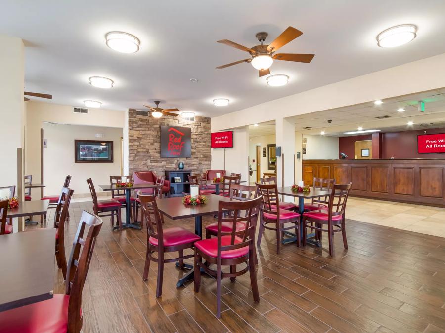 Red Roof Inn Augusta - Washington Road Front Desk and Lobby