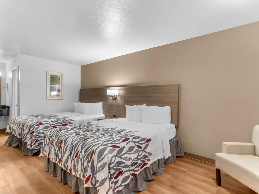 RRI1281_2 Queen Beds 1 PRO Approved 7-28-26 Image