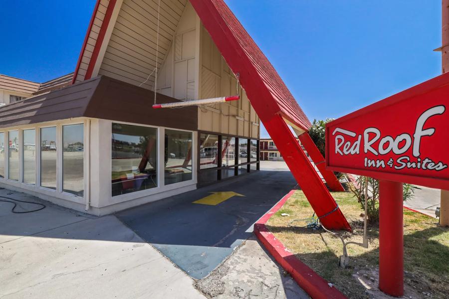 Red Roof Inn Needles Exterior Property Image