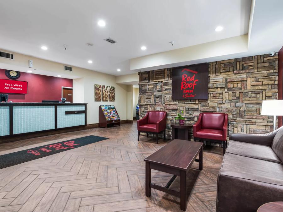 Red Roof Inn & Suites Monee Front Desk and Lobby Image