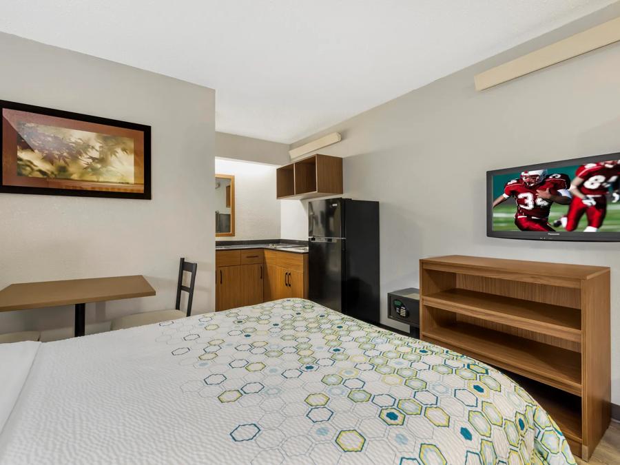 HTS1518_NS Studio 2Full 3 PRO Approved 12-15-25_NE2F_3 image