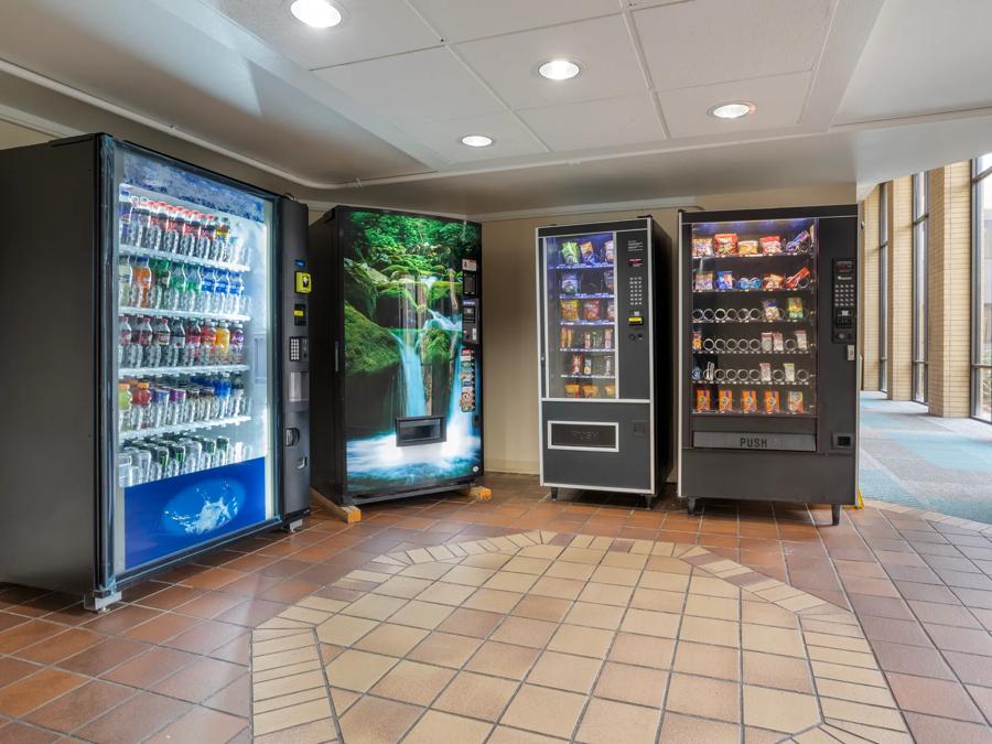RRI1425_Vending PRO Approved 10-22-24 Image