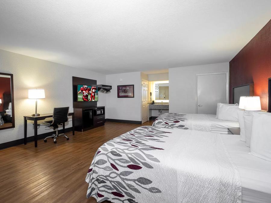 Red Roof Inn Gulf Shores Suite 2 Full Beds Non-Smoking Image