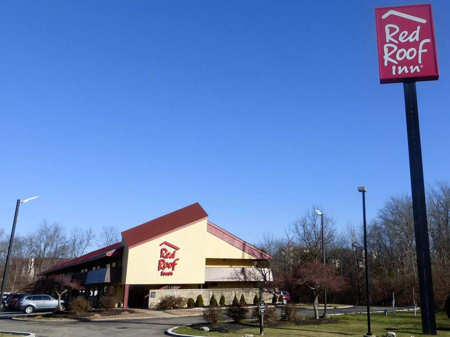 Red Roof Inn Cincinnati East - Beechmont Property Exterior Image