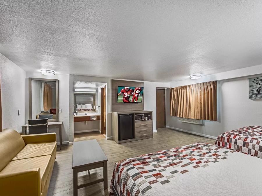 Red Roof Inn & Suites Medford - Airport Suite 2 Queen Beds Smoke Free Amenities Image