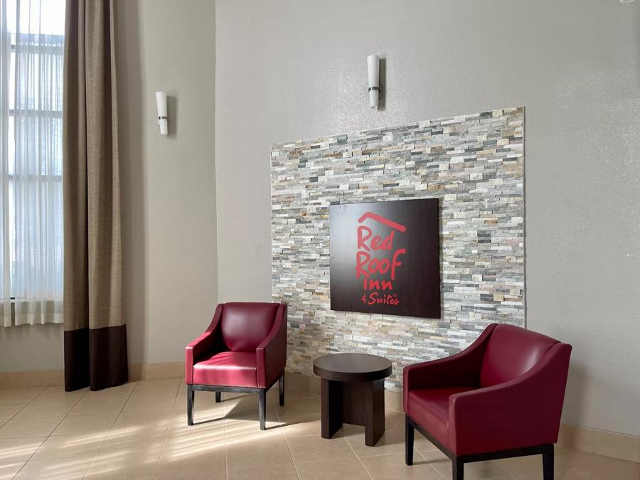 Red Roof Inn & Suites Jackson - Richland Lobby Sitting Area Image