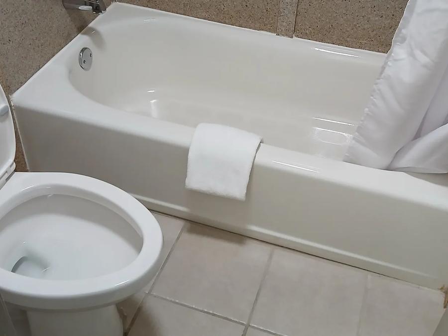 RRI1571_Bathroom 1 TEMP Approved 12-4-25 Image