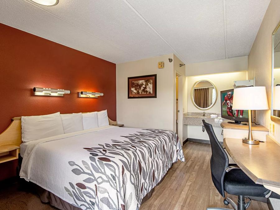 Red Roof Inn Pittsburgh North - Cranberry Township Standard King Image