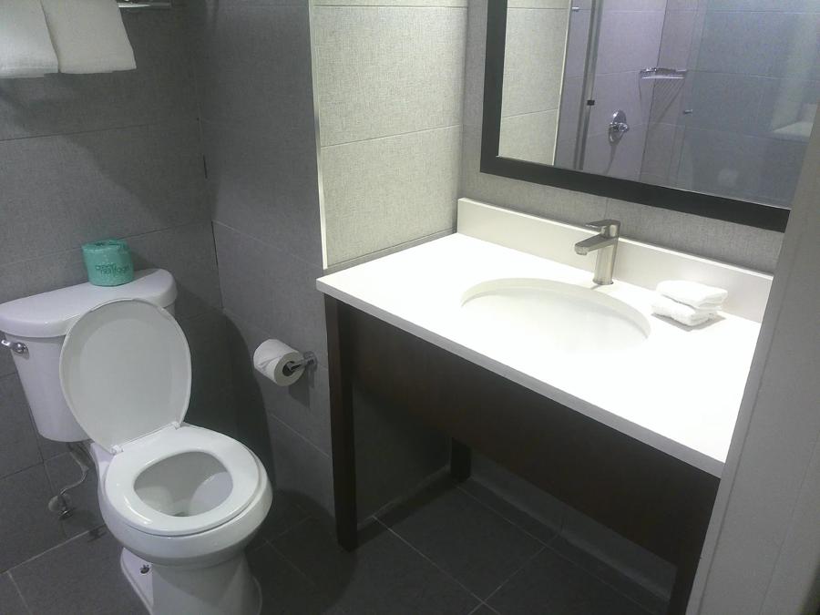 RRI1547_Bathroom 7 TEMP Approved 4-25-25 Image
