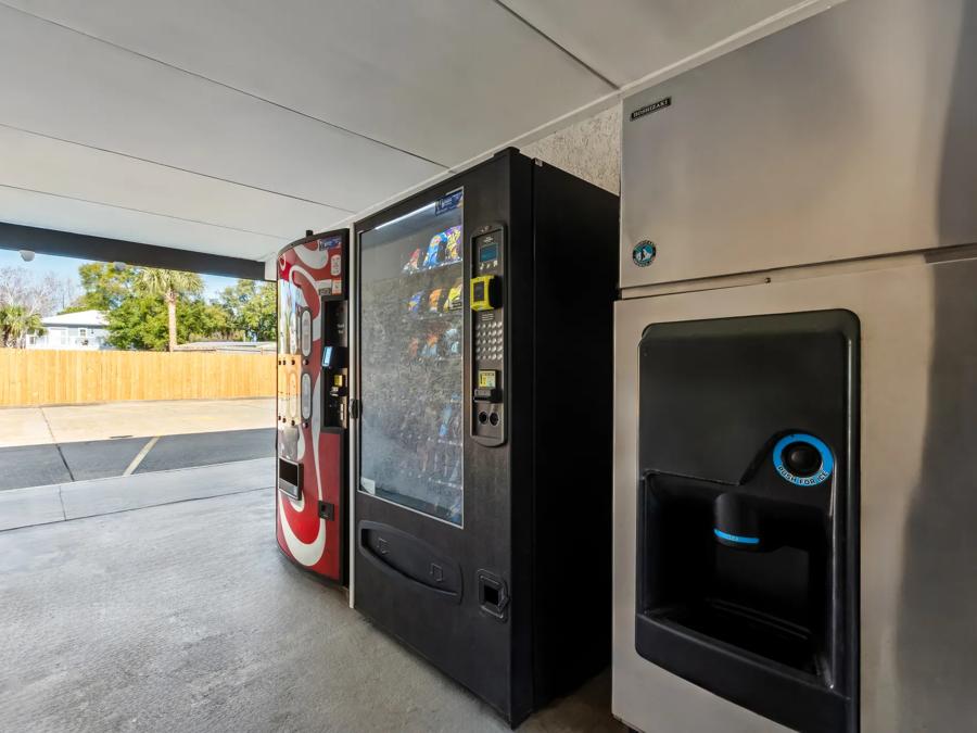 RRI1496_Vending PRO Approved 2-12-26 Image