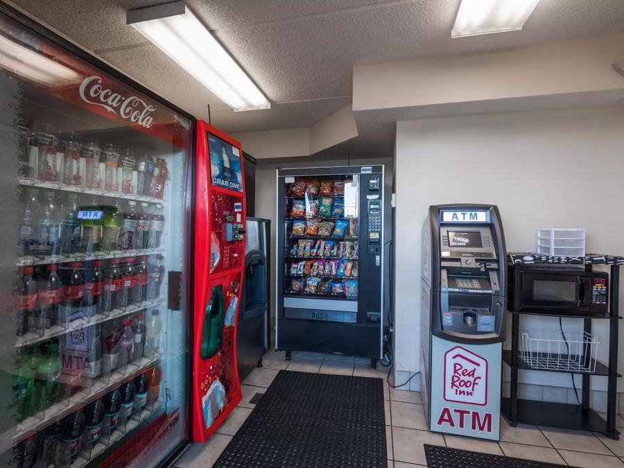 Red Roof Inn West Monroe Vending Image