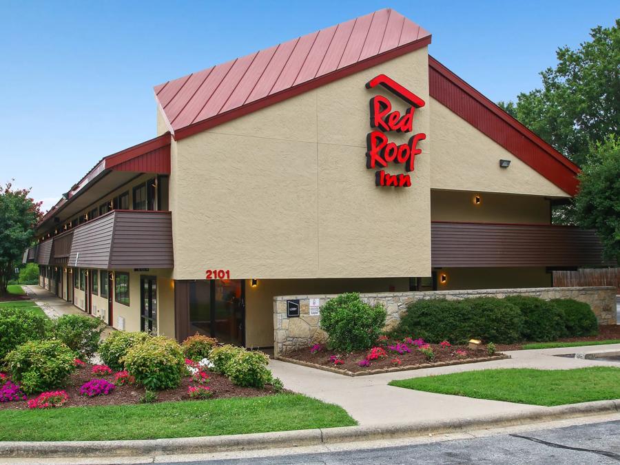 Red Roof Inn Greensboro Coliseum Property Exterior Image