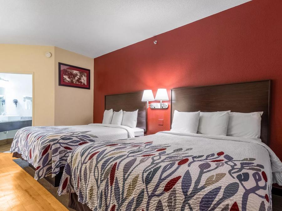 Red Roof Inn Georgetown, IN Double Bed Room Image Details